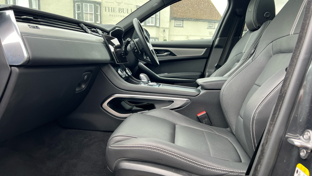Jaguar F-Pace R-dynamic Se Black KS23YBP Grey #3