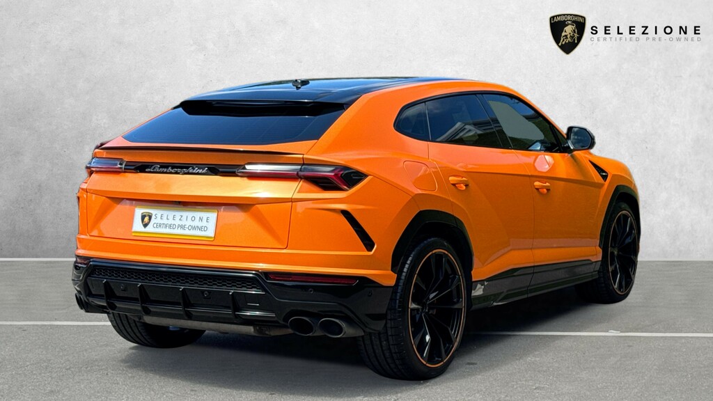 Lamborghini Urus Pearl Capsule Orange #3