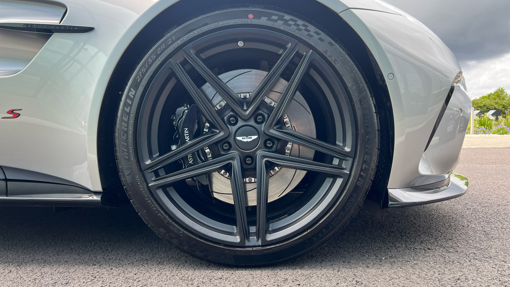 Aston Martin Vantage S Coupe BU26XCC Silver #4
