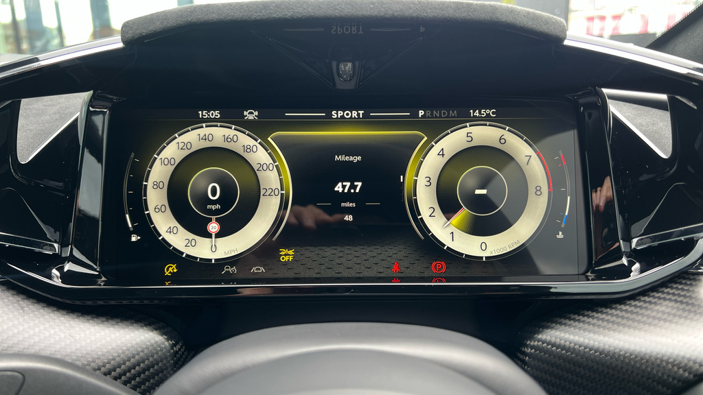 Aston Martin Vantage S Coupe BU26XCC Silver #6
