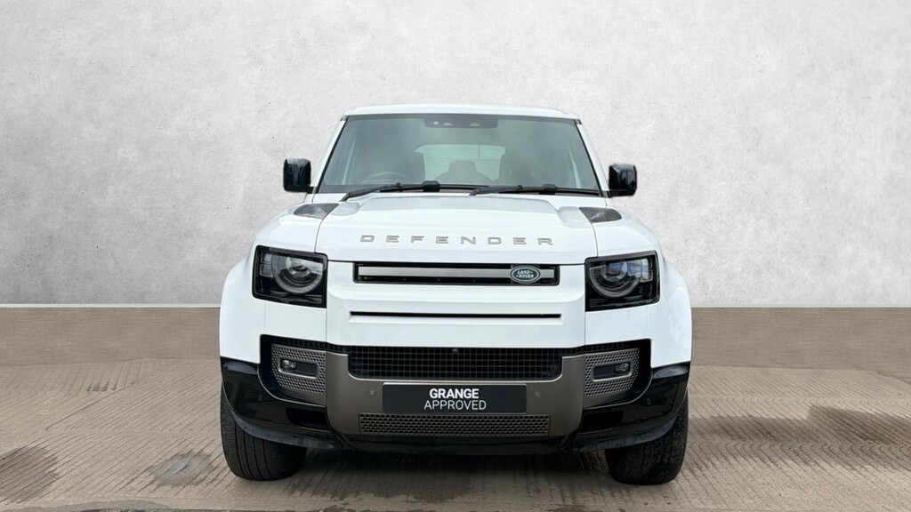 Land Rover Defender 110 D250 X-dynamic Hse 110 GL24CDV White #2