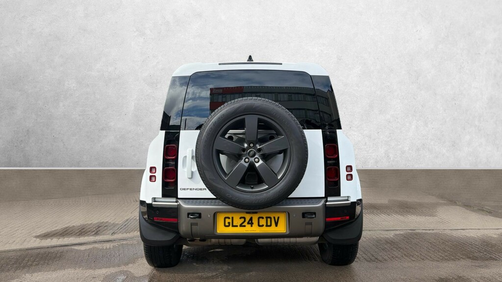 Land Rover Defender 110 D250 X-dynamic Hse 110 GL24CDV White #4