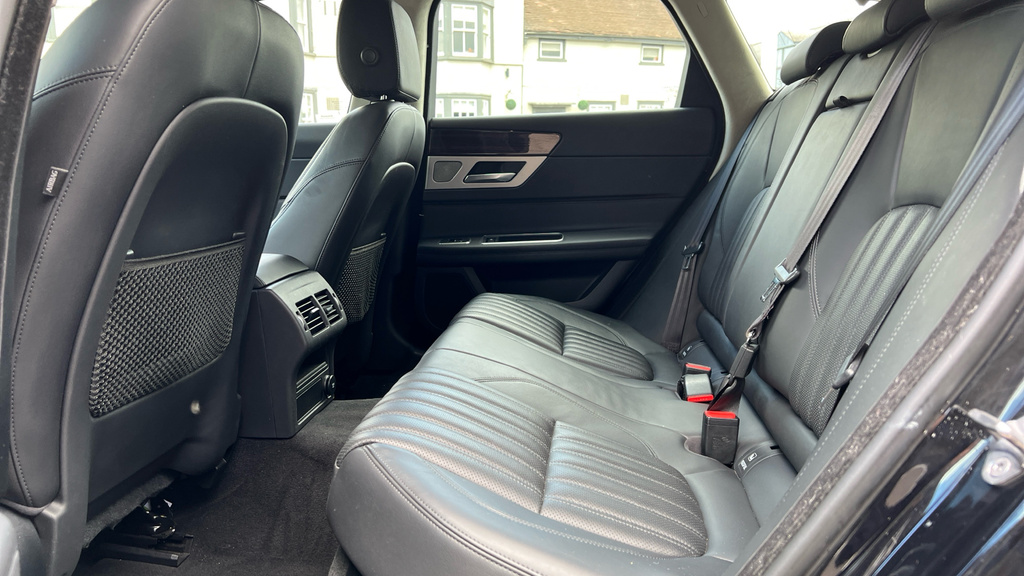 Jaguar XF Portfolio Black #4
