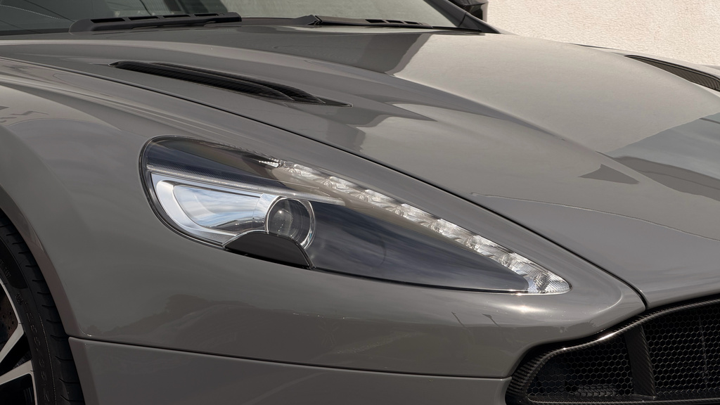 Aston Martin Vanquish S Blue #20