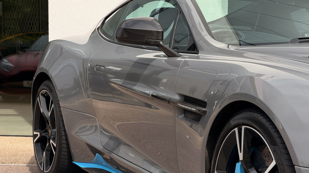 Aston Martin Vanquish S Blue #21
