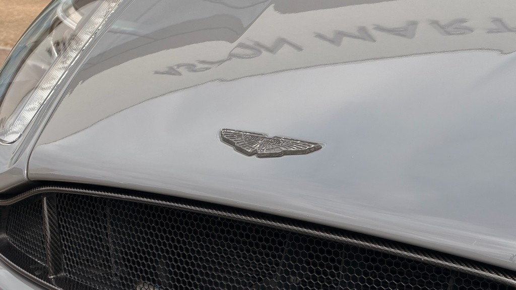 Aston Martin Vanquish S Blue #22