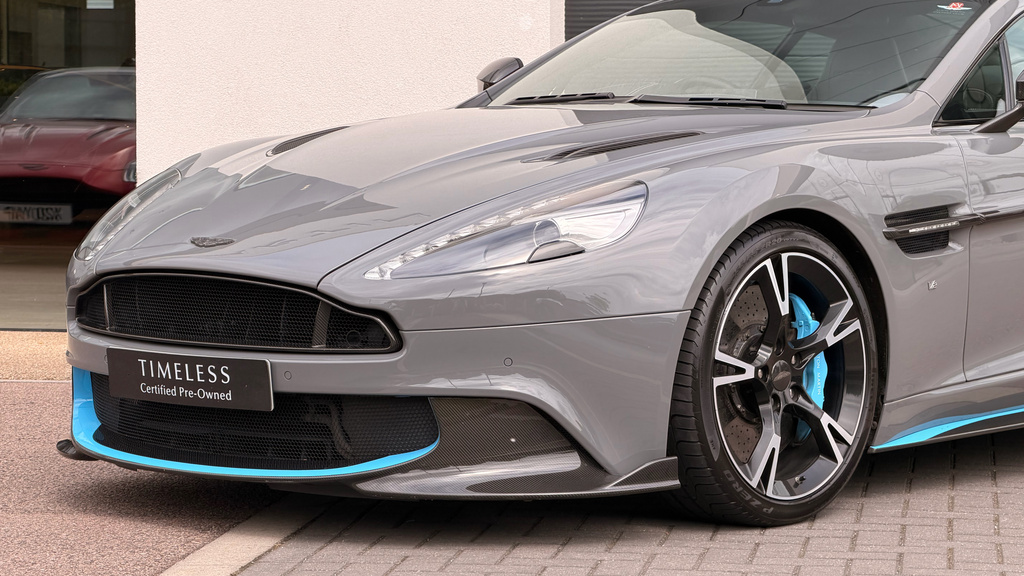 Aston Martin Vanquish S Blue #27