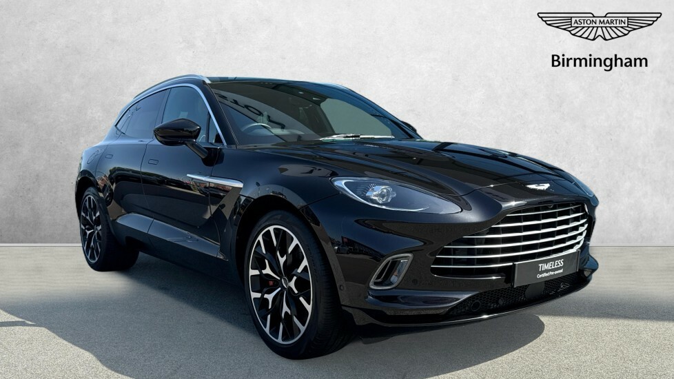 Aston Martin DBX Hatchback Black