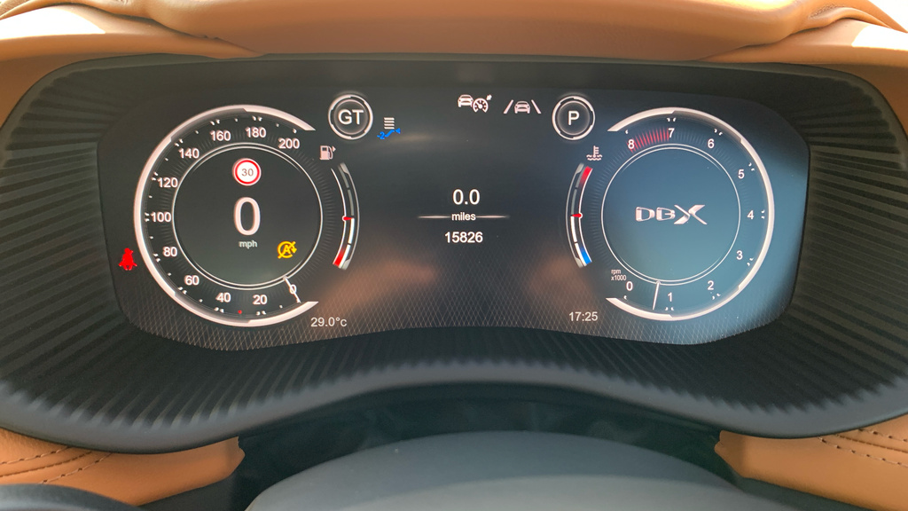 Aston Martin DBX 4.0L V8 550 EY71UJP Silver #6