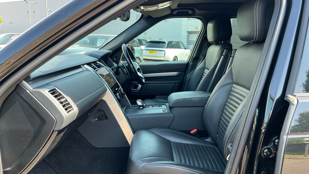Land Rover Discovery R-dynamic Se HD21ARF Black #3