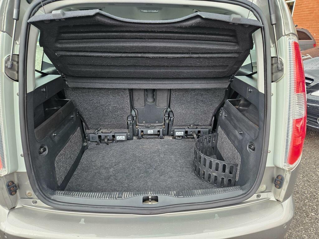 Skoda Roomster 1.6 2 Beige #6