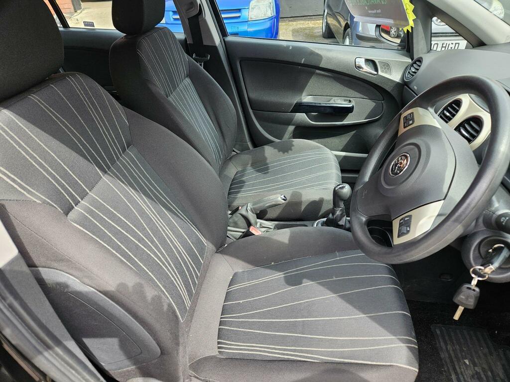 Vauxhall Corsa 1.4I 16V Club Black #4