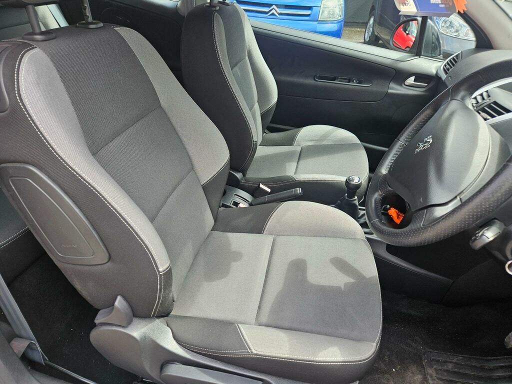 Peugeot 207 1.4 Envy Euro 5 LL60UEM Black #4
