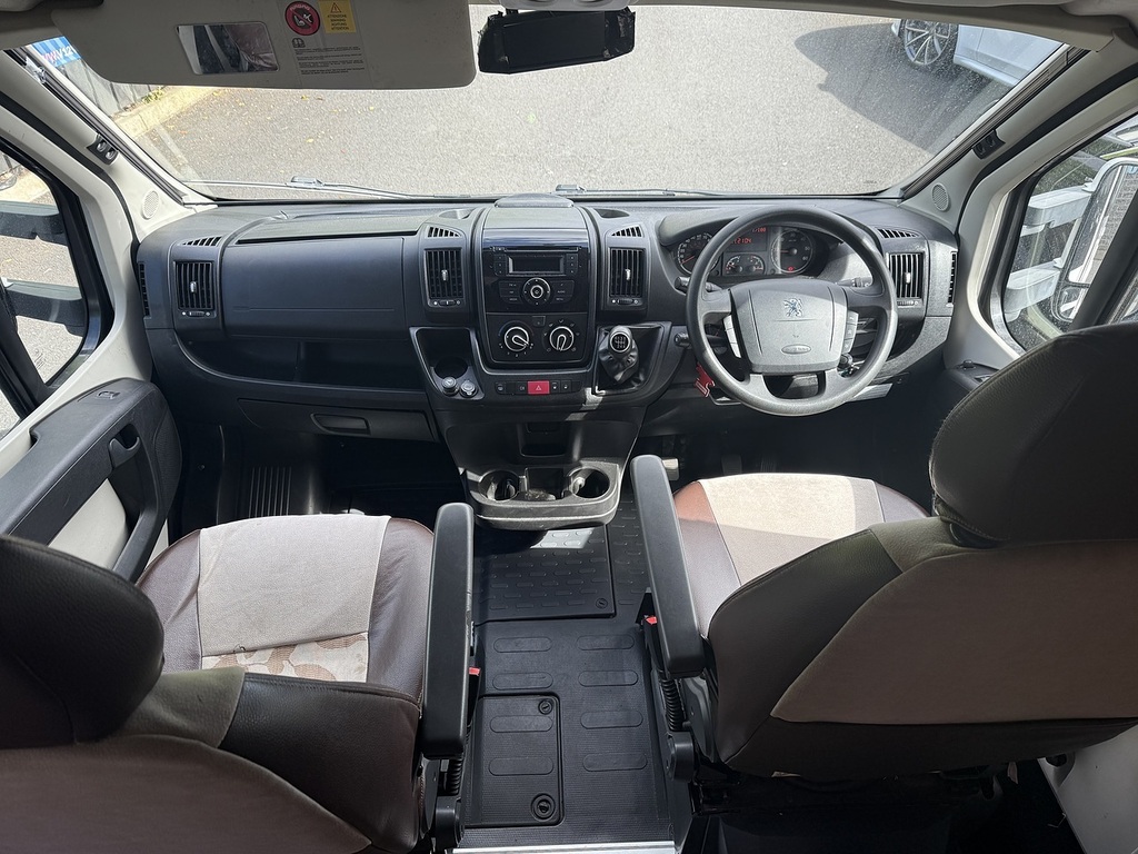 Peugeot Boxer 2.2Hdi 335 Luton With Tail Lift 3.8M Body Only 94K White #18