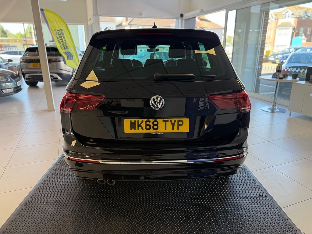 Volkswagen Tiguan Tdi R-line Suv 2.0 U2363 Ulez WK68TYP Black #6