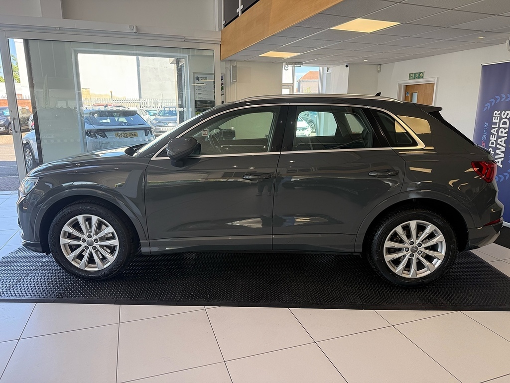 Audi Q3 2.0 Tfsi 40 Sport Suv S Tronic Quattro GU19LXF Grey #3