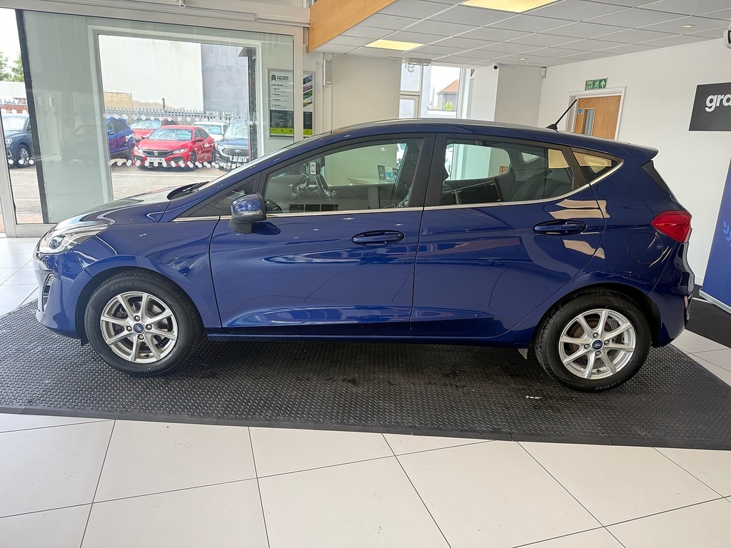 Ford Fiesta 1.1 Ti-vct Zetec Hatchback Euro MA18NBD Blue #4