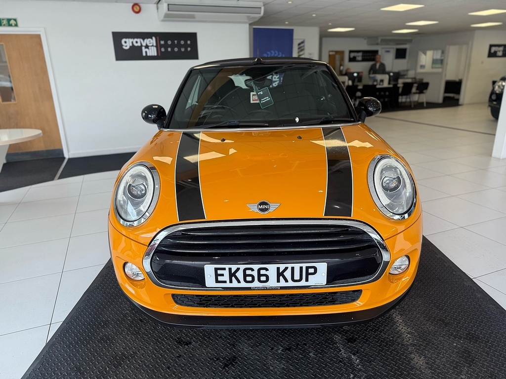 Mini Convertible 1.5 Cooper Convertible Euro 6 S EK66KUP Orange #2