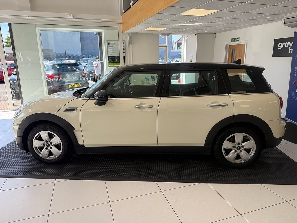 Mini Clubman 1.5 Cooper Classic Estate 6Dr Euro 6 KJ19LCC White #4