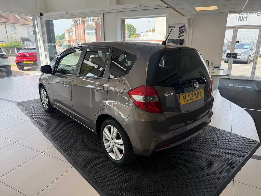 Honda Jazz 1.4 I-vtec Ex Hatchback Cvt Euro 5 99 Brown #4