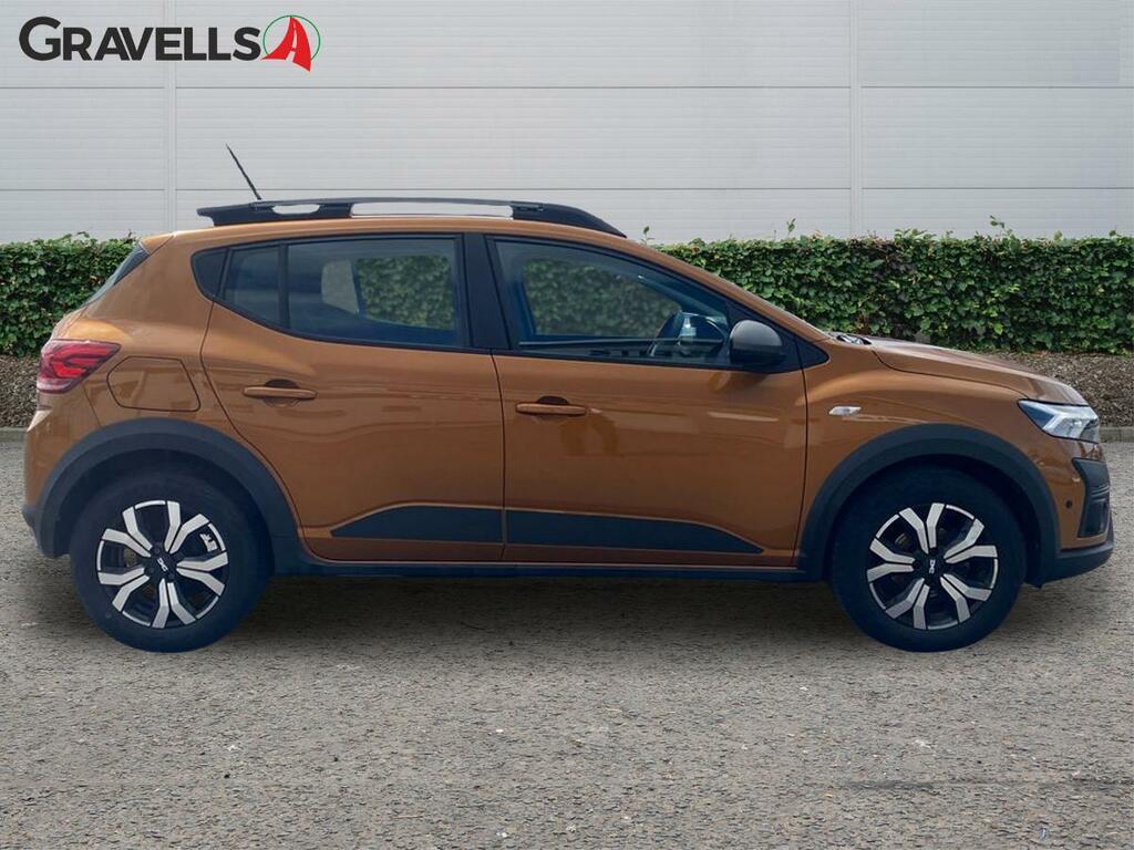 Dacia Sandero Stepway 1.0 Tce Journey Hatchback Euro 6 CU23PPZ Orange #2