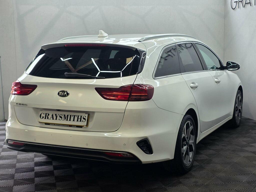 Kia Ceed 1.6 Crdi 3 Sportswagon Euro 6 Ss  White #6