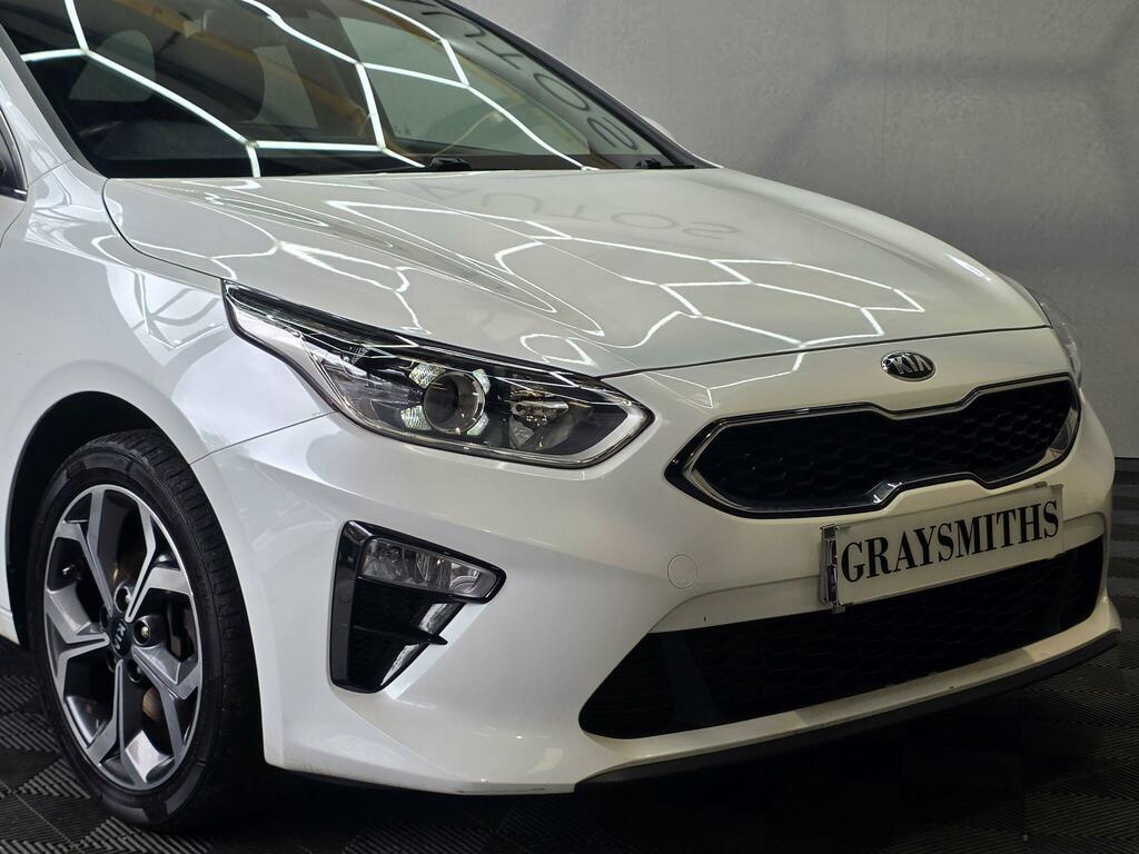 Kia Ceed 1.6 Crdi 3 Sportswagon Euro 6 Ss  White #5