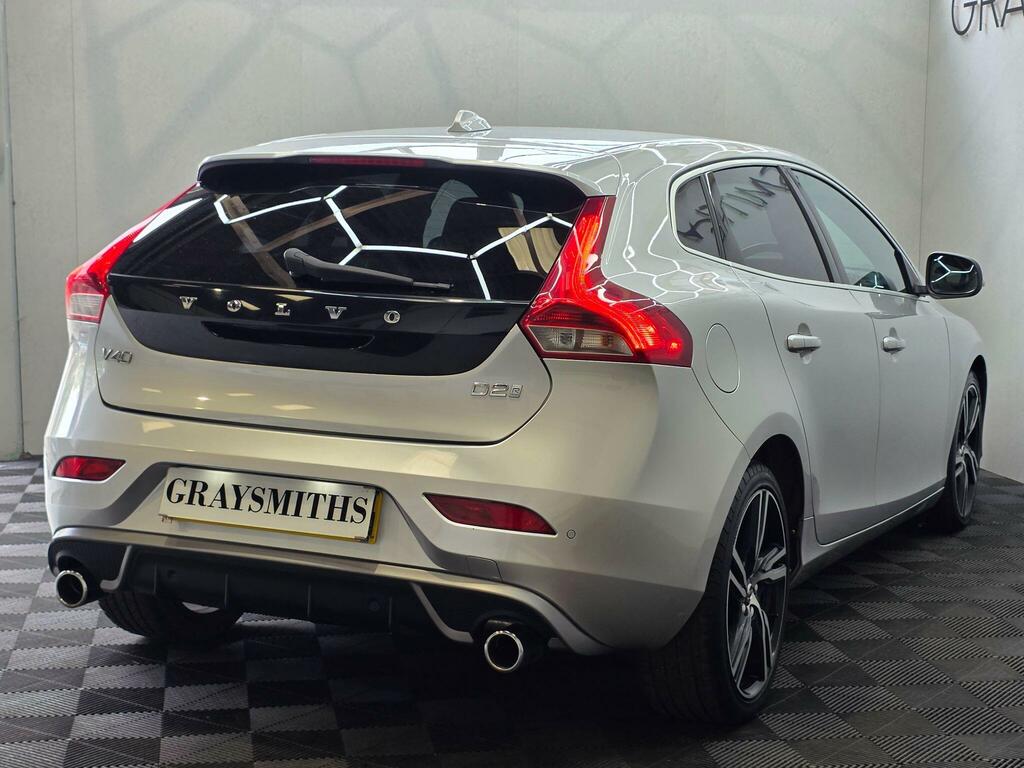 Volvo V40 2.0 D2 R-design Pro Euro 6 Ss Silver #6