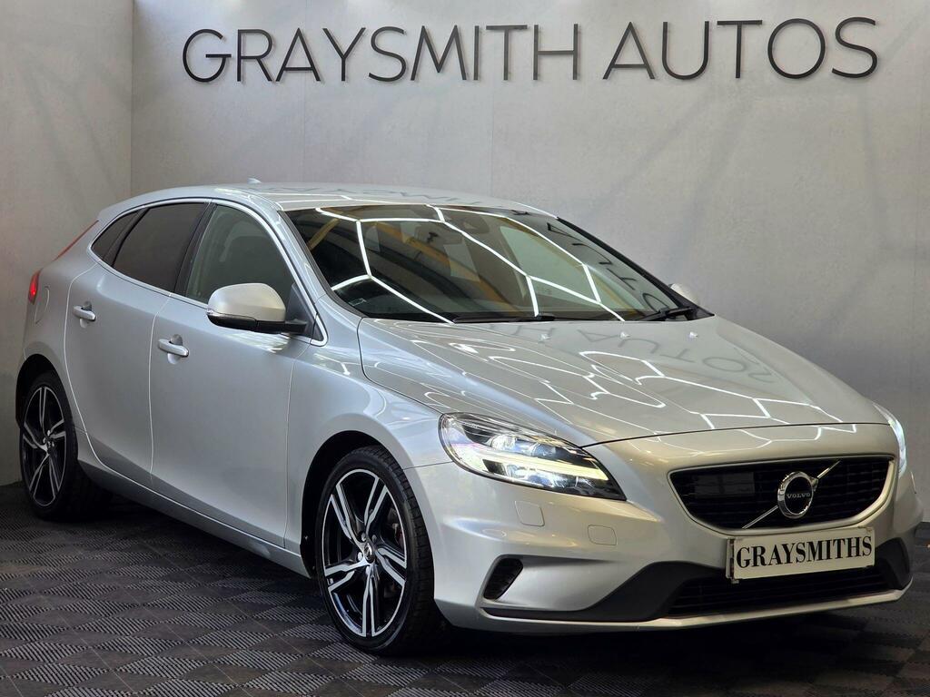 Volvo V40 2.0 D2 R-design Pro Euro 6 Ss Silver