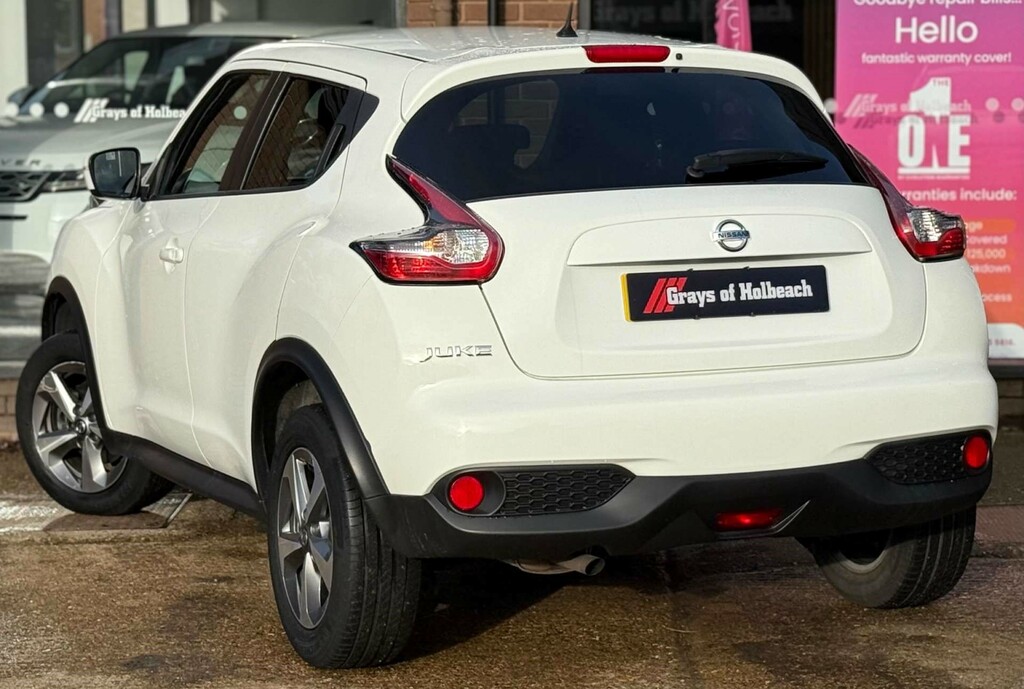Nissan Juke Acenta White #3