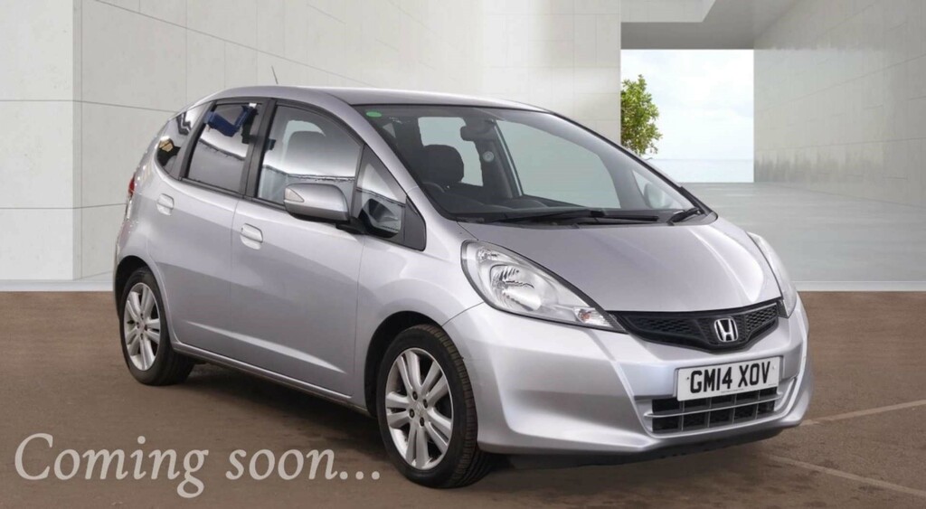 Honda Jazz Es I-vtec Cvt 