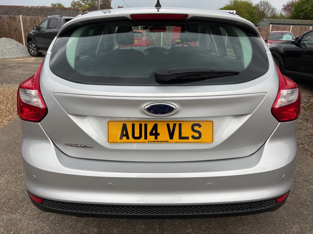 Ford Focus 1.6 Tdci Titanium Navigator Euro 5 S S AU14VLS Silver #5