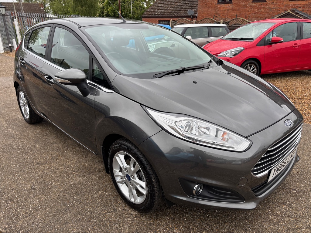 Ford Fiesta 1.25 Zetec Euro 6 Grey