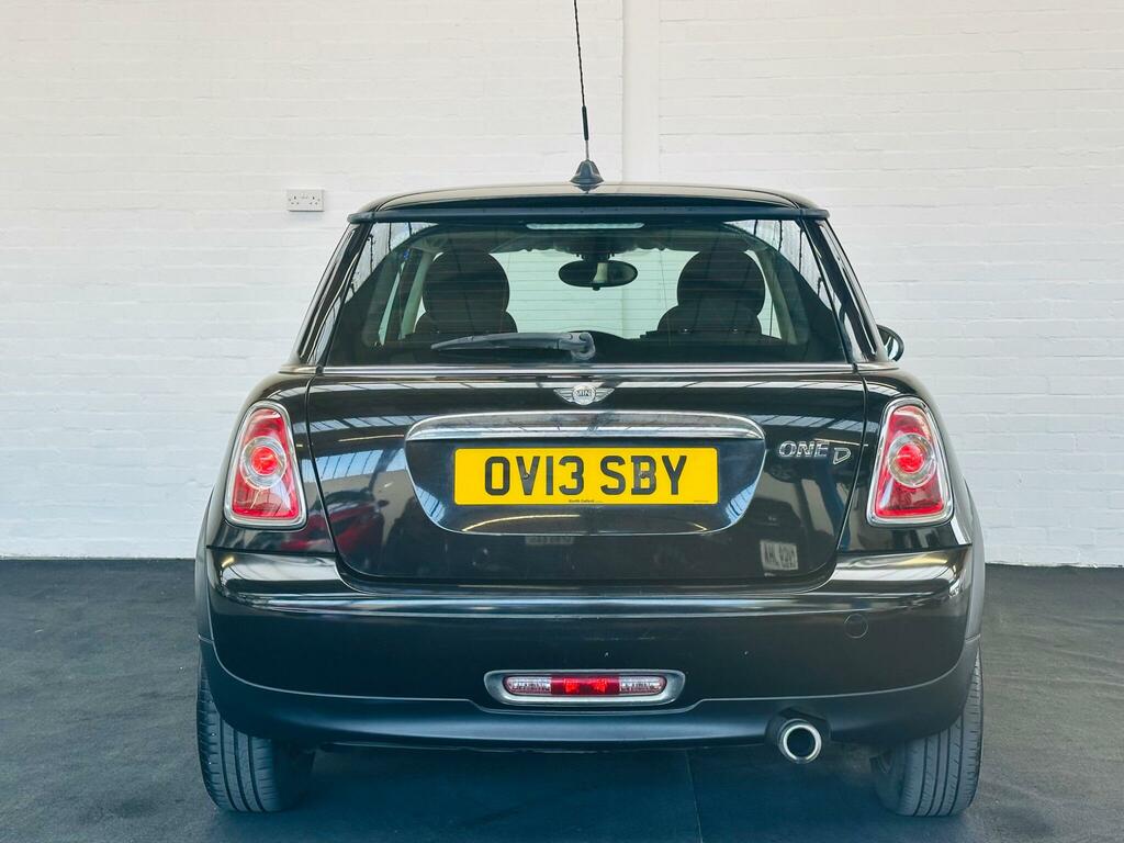 Mini Hatch 1.6 One D Euro 5 Ss OV13SBY Black #4