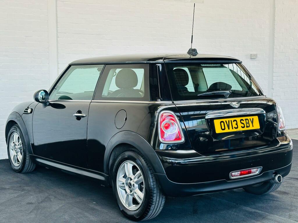 Mini Hatch 1.6 One D Euro 5 Ss OV13SBY Black #2