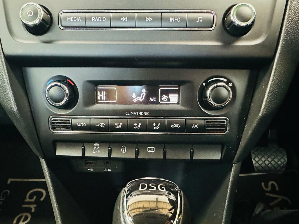 Skoda Rapid Sport Tsi Blue #22