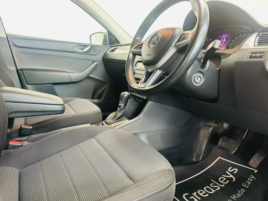 Skoda Rapid Sport Tsi Blue #18