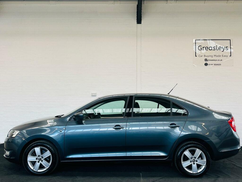 Skoda Rapid Sport Tsi Blue #10