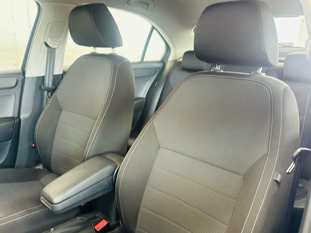 Skoda Rapid Sport Tsi Blue #12