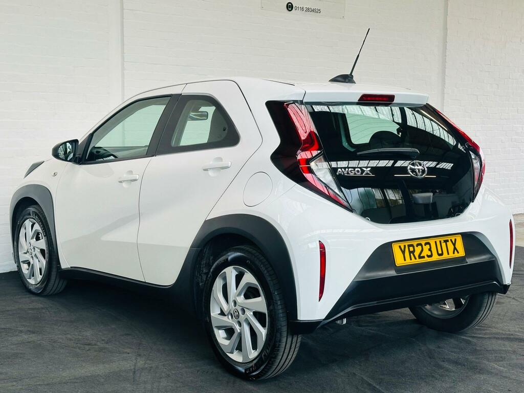 Toyota Aygo X 1.0 Vvt-i Pure Euro 6 Ss White