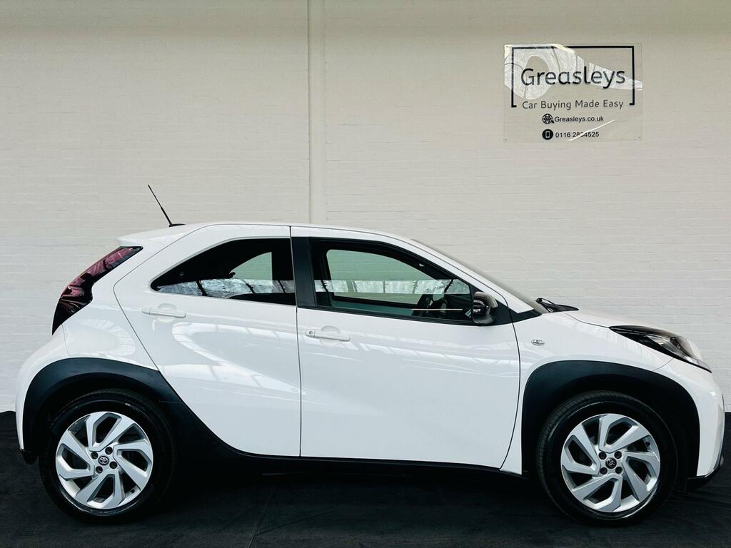 Toyota Aygo X 1.0 Vvt-i Pure Euro 6 Ss YR23UTX White #5