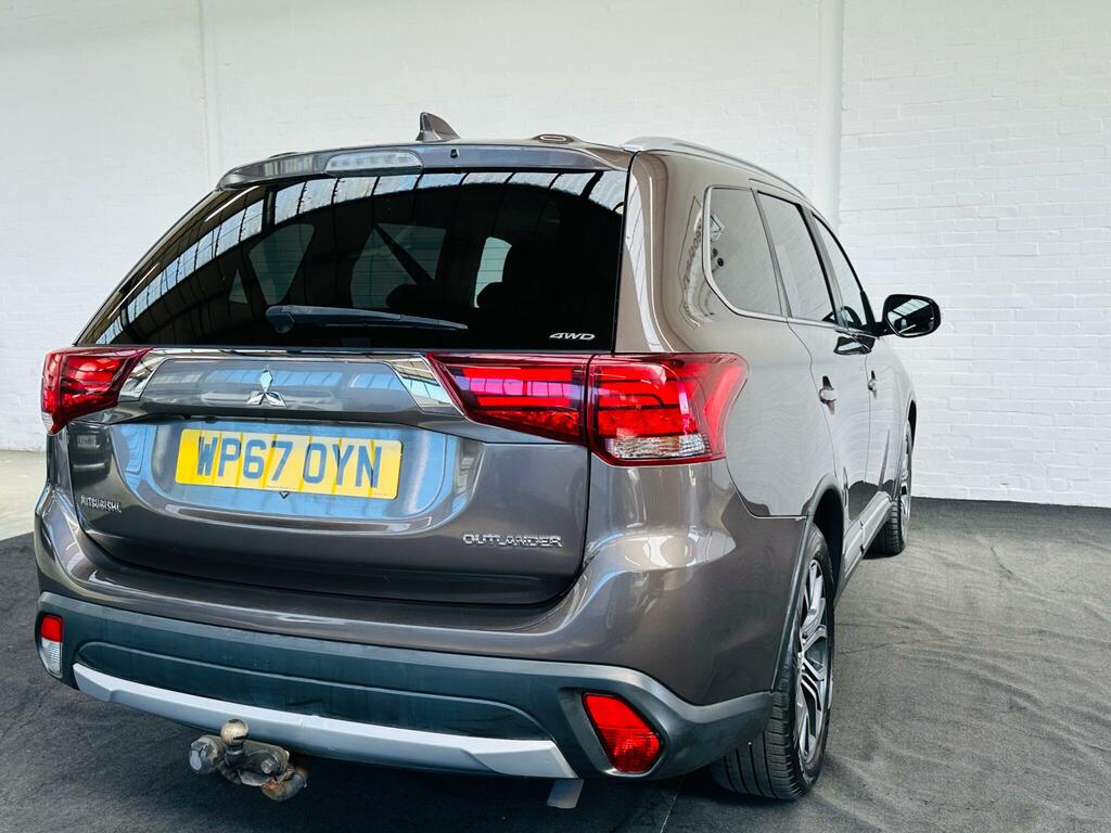 Mitsubishi Outlander 2.2 Di-d 4 4Wd Euro 6 Brown #4