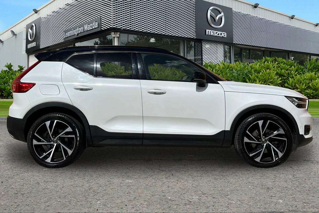 Volvo XC40 First Edition D4 Awd FG18EKD White #4