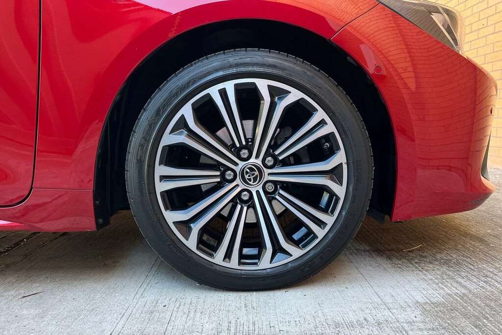 Toyota Corolla Design Vvt-i Hev RN19YDR Red #5