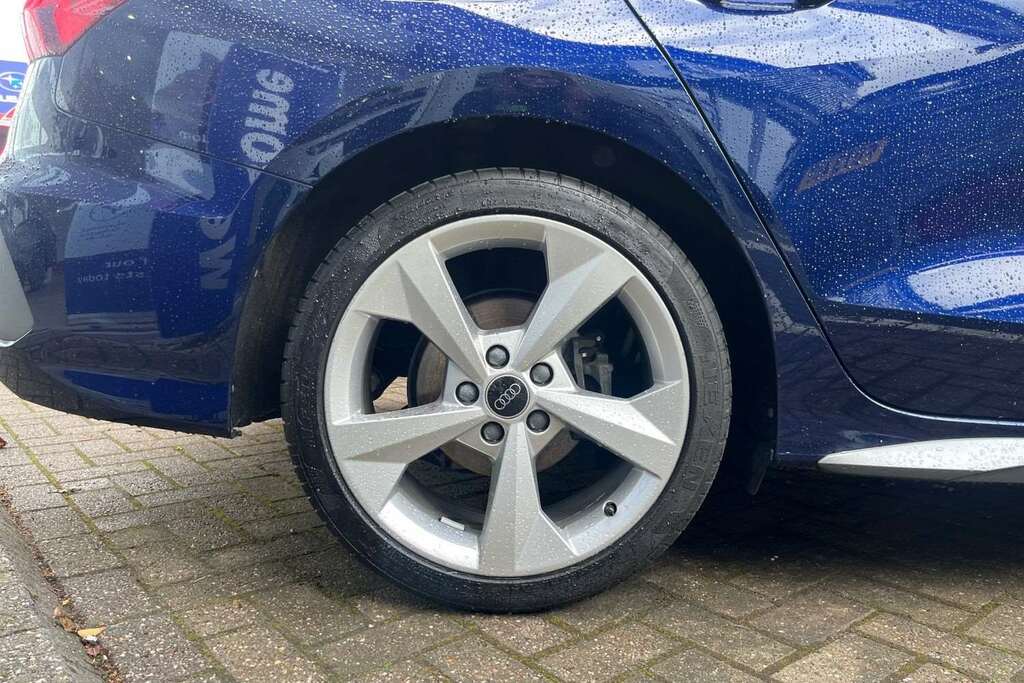 Audi A3 1.5 Tfsi 35 S Line Saloon Euro 6 BK74FKU Blue #4