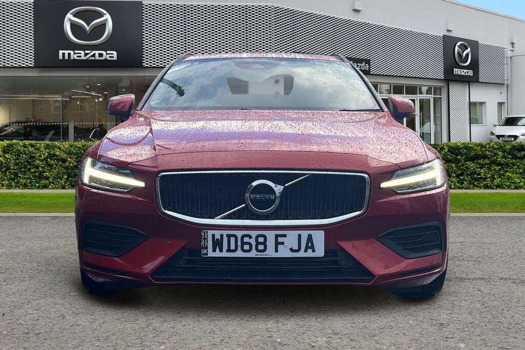 Volvo V60 Momentum T5 WD68FJA Red #6