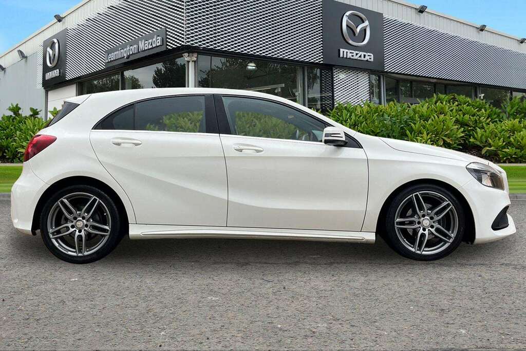 Mercedes-Benz A Class 160 Amg Line KW66LMU White #4