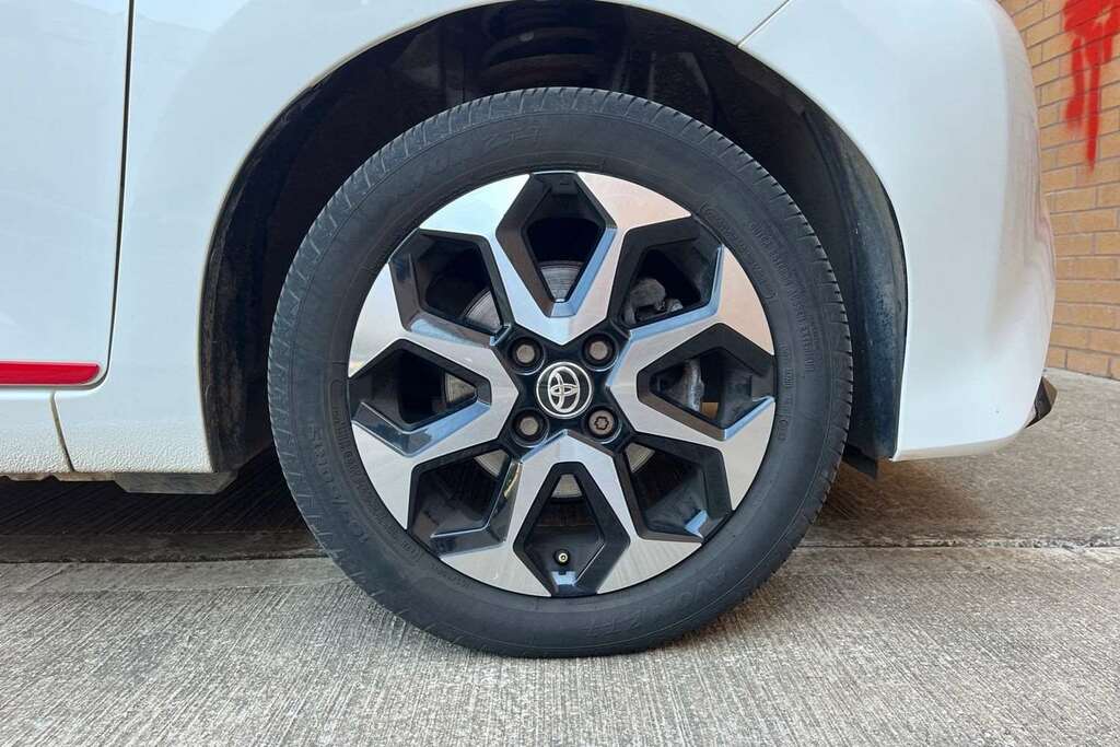 Toyota Aygo X X-trend Vvt-i YV68TTK White #5