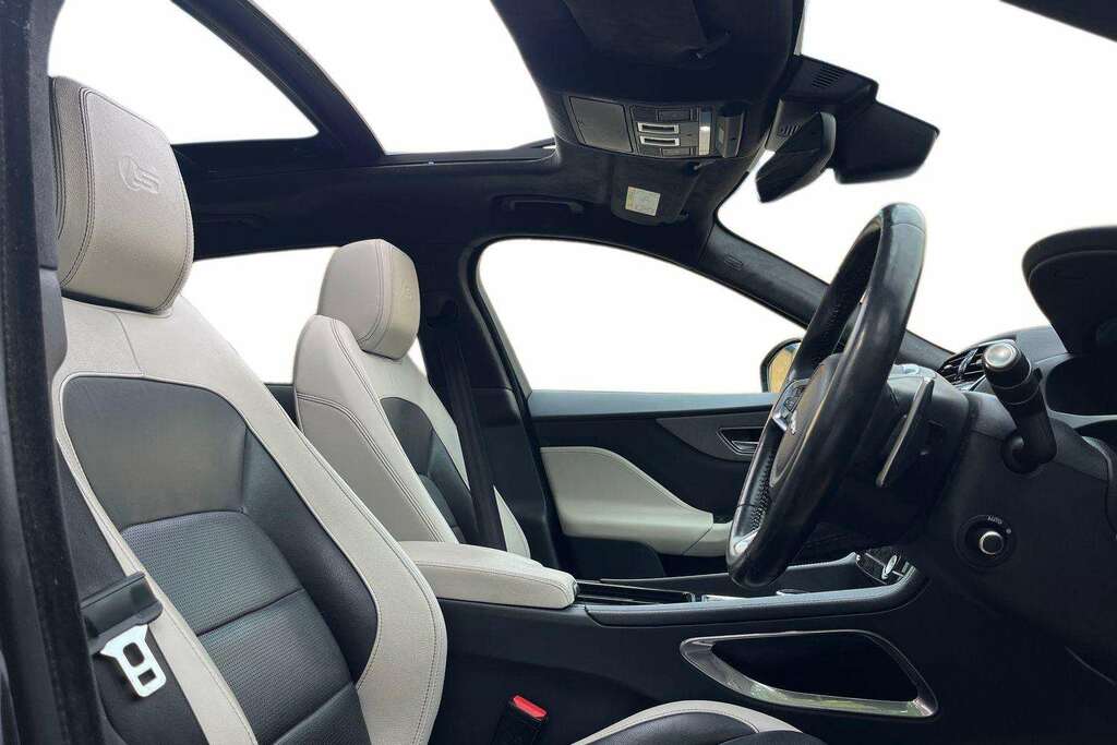 Jaguar F-Pace S Awd D OE68VRO Grey #3