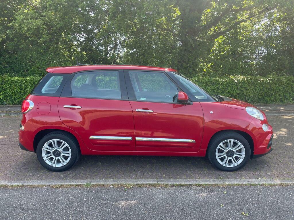 Fiat 500L 1.4 Lounge Euro 6 CA18OTN Red #3